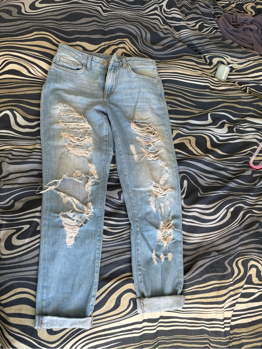 Light Blue Distressed Women’s Jeans
